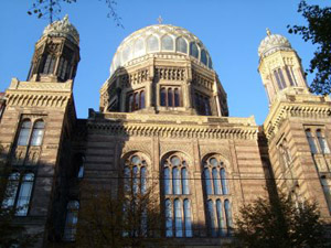 travelxsite berlin walking tour scheunenviertel synagogue.jpg