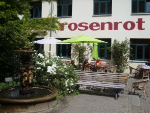 travelxsite berlin bike tour city oases beer garden rosenrot