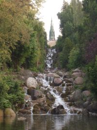 travelxsite berlin bus tour waterfall.jpg