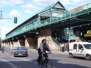 travelxsite berlin walking tour prenzlauer berg station